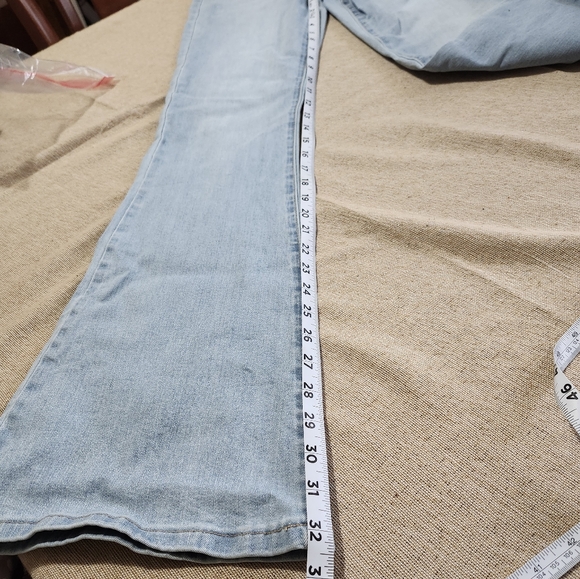 Altar'd State 5 pocket faded look flare jeans flower detail 70s retro size 28 - Picture 15 of 15